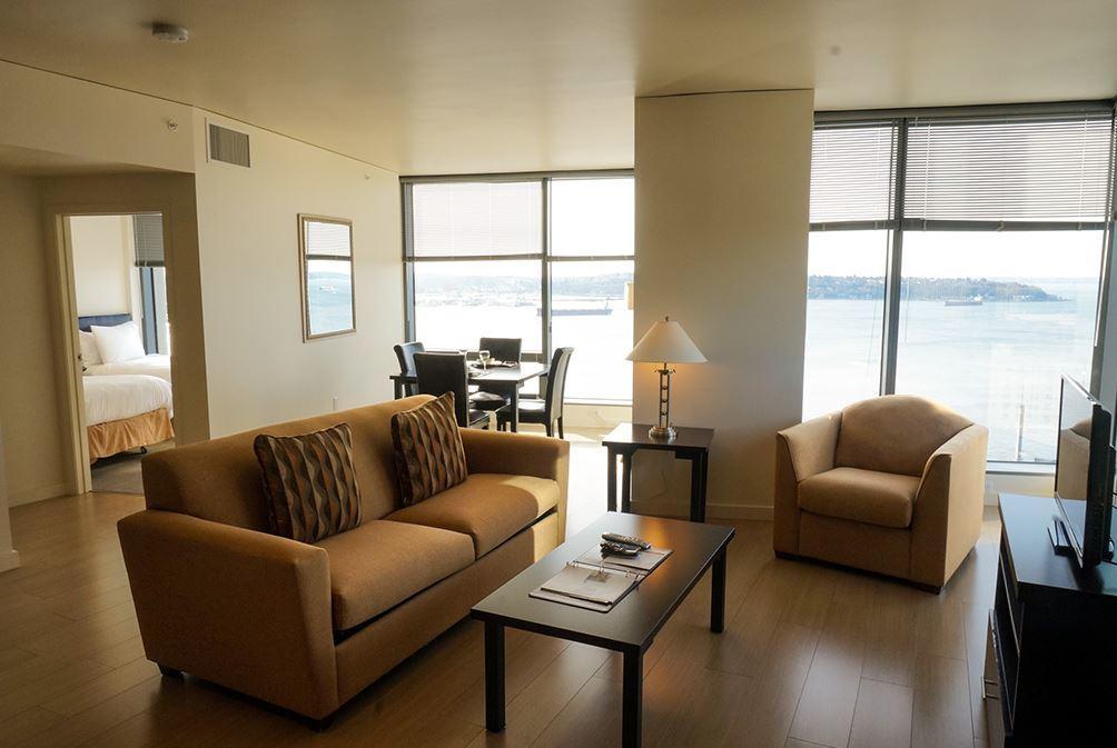 Oakwood At Viktoria Apartment โอลิมเปีย ภายนอก รูปภาพ